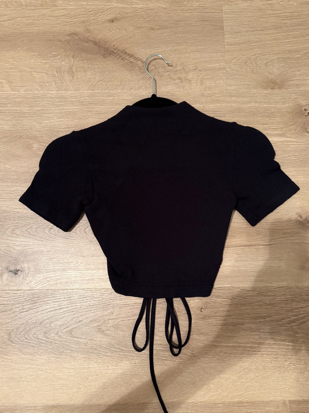 Zara Black Short-Sleeve Tie-Back Crop Top
